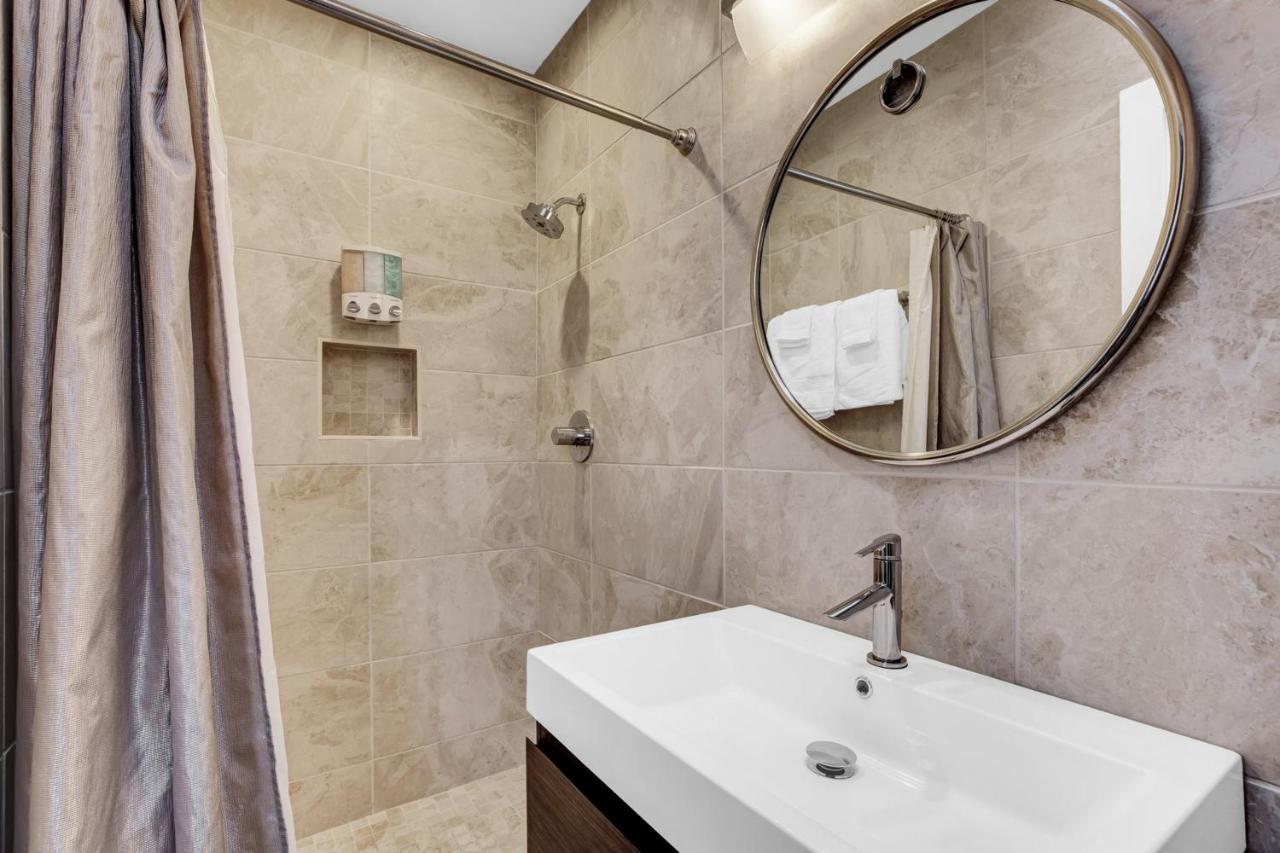 A Friendly Staycation - Downtown Greensboro Close To Major Attractions! Extérieur photo